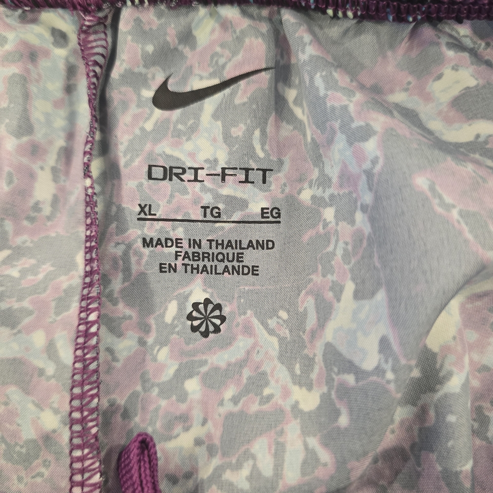 Nike Kid's Athletic Shorts - Purple and Blue Pattern Size Xl Nwt - Picture 5 of 7